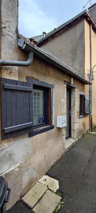 Chaleureuse Petite Maison De Bourg Beaumont-sur-Sarthe Εξωτερικό φωτογραφία