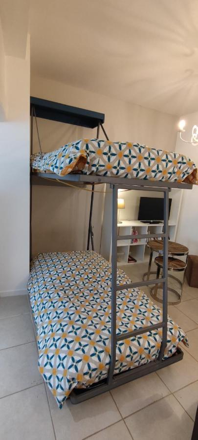 Chaleureuse Petite Maison De Bourg Beaumont-sur-Sarthe Εξωτερικό φωτογραφία