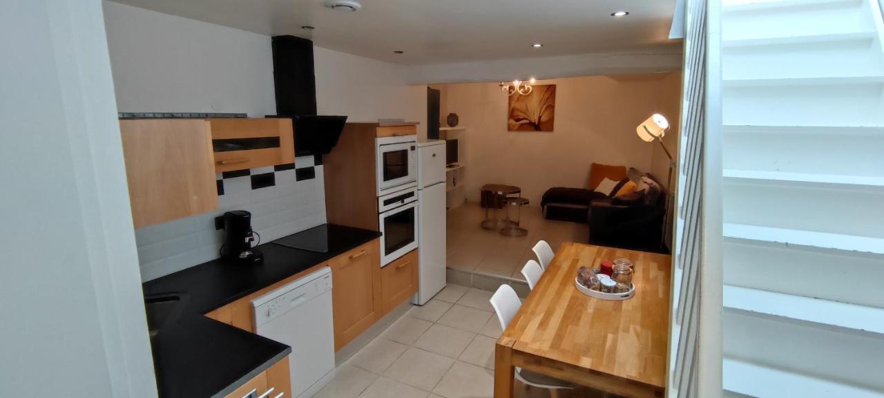 Chaleureuse Petite Maison De Bourg Beaumont-sur-Sarthe Εξωτερικό φωτογραφία